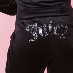 JUICY COUTURE X FOREVER 21 VELVET VELOUR BLING JOGGERS -Size Small